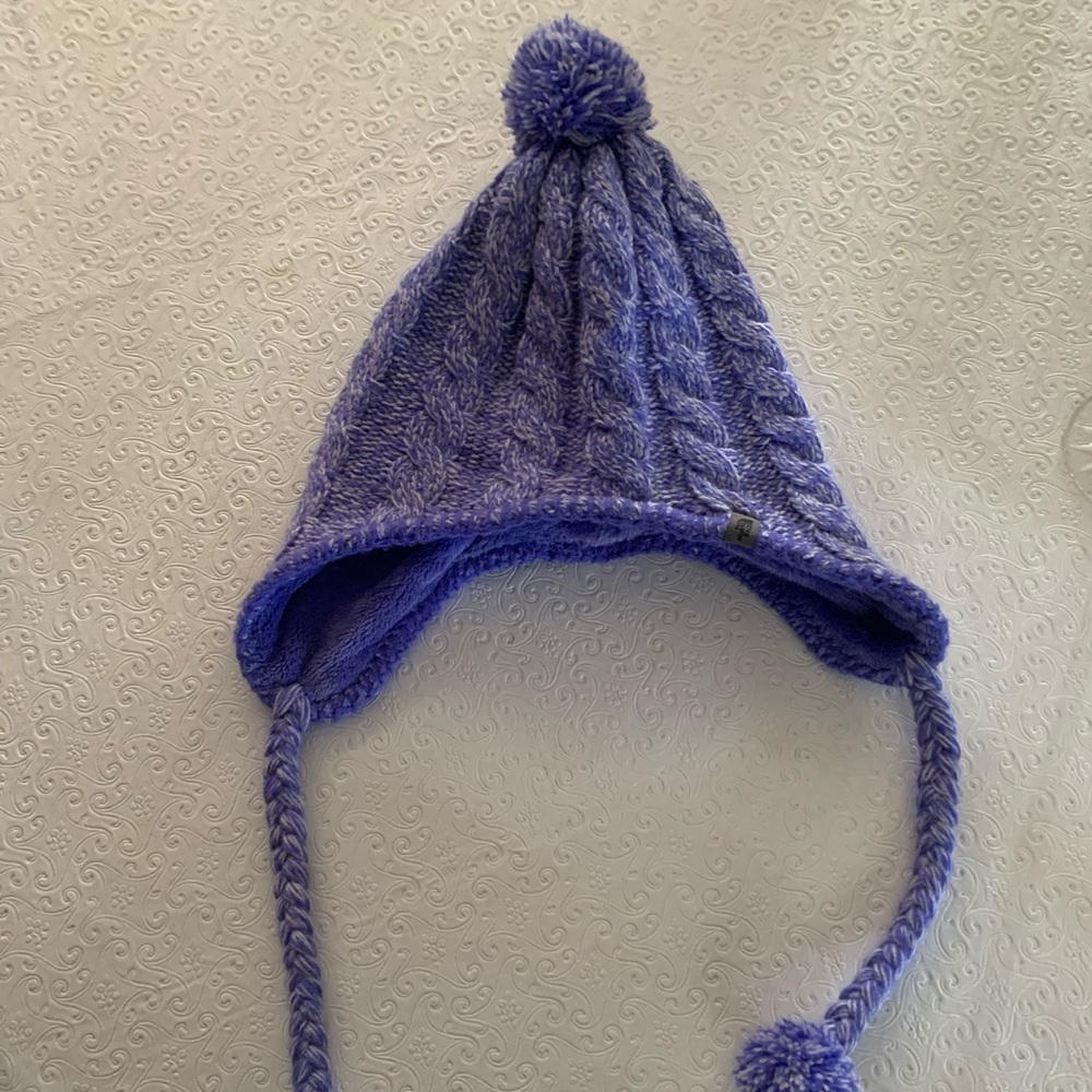 Purple women’s north face hat